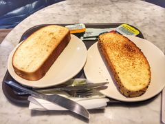 -星巴克(杭州西湖银泰1F店)