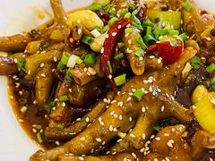 -捌贰虾蟹·江湖菜馆(江汉路店)