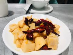酸辣藕丁-姚姚酸菜鱼·金戈戈香港豉油鸡(喜荟城联名店)