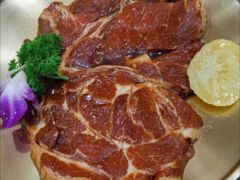 -臻牛烤肉
