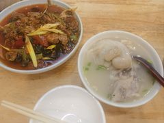-雷祖芳老妈蹄花店