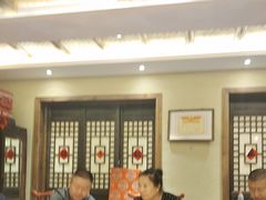 -鱼满舱·鲜活海鲜·正宗鲁菜