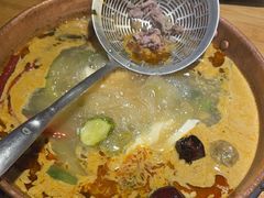 -洱火云南酸菜牛肉火锅(石景山当代商城店)