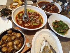 -艳阳天·非遗楚菜(武汉客厅店)