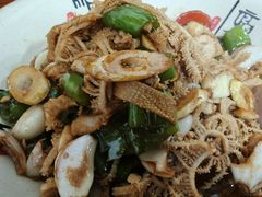 -何永光123鲜牛肉馆(1号店)