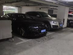 -大宁国际商业广场-地下停车库