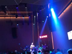 -TZ House音乐现场(来福士中心店)