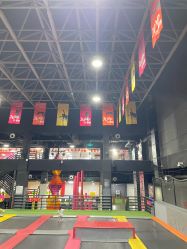 -latitude乐图空间(建宁路店)