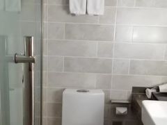 -雅夫酒店(西安市图书馆地铁站店)