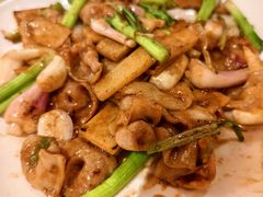 -年辉渔村·非遗传承餐厅(新丰江店)