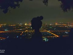 -鬼笑石后山停车场