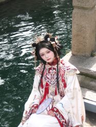 -一揽芳华汉服旗袍体验馆(拙政园店)
