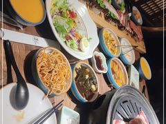 -明洞阿姨·韩式酱蟹烤肉·创意料理(三元桥店)