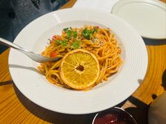 -Two Birds One Stone·一石二鸟(诚品生活店)