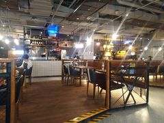 大堂-机器人火炉披萨(爱琴海店)
