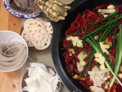 纯牛油锅底-黄潇洒老火锅(九眼桥宏济巷店)
