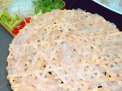 -官塘陈记鱼生·潮汕砂锅粥·牛肉火锅(潮枫路总店)