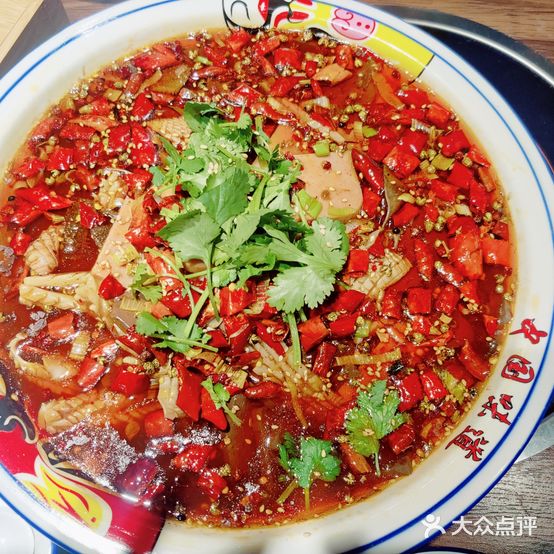 御巴蜀香锅川菜馆(百年德化风情购物公园店)