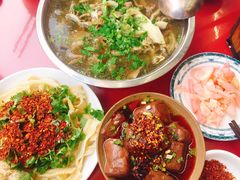 -谢老五跷脚牛肉·非遗传承店