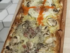 -LENBACH兰巴赫西餐啤酒坊(大连东港店)