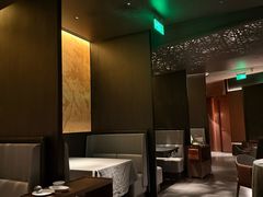 -左庭右院鲜牛肉火锅黑金店(陆家嘴中心店)