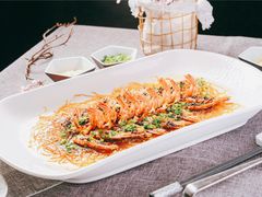 -醉辉皇上海之巅(上海中心大厦店)