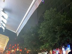 -八一好吃街·高品美食广场