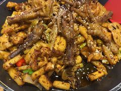 -椒行天下干锅牛蛙·(万宝店)