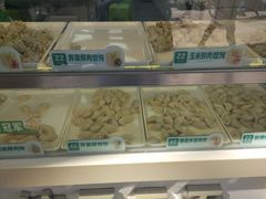 面包甜点陈列柜-袁记云饺(邯郸路店)