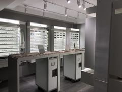 -目艮眼镜SHOWROOM(品牌集合店)