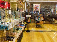 -VENCHI 闻绮(上海佛罗伦萨小镇店)