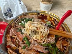 -铁锅哥米线