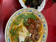 -金杨拉面王小吃面馆·牛三宝面·红烧牛肉粉