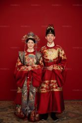 -雪中彩影婚纱摄影·微光艺术中心