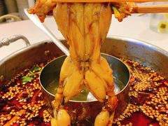 -蛙两只美蛙鱼头火锅(恒茂店)