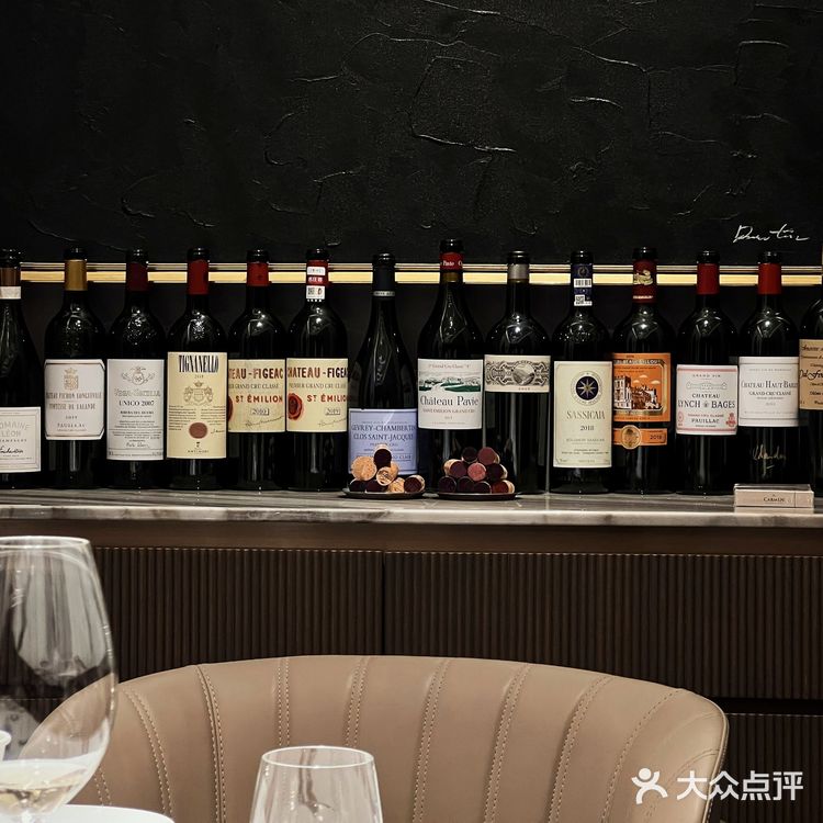 我还是愿意称偲厨为成都法餐综合第一！因为这两个人[得意]