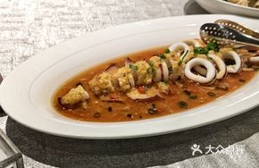 Steamed Squid with Yellow Pepper