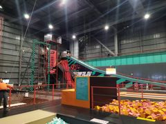 -极限PLAY运动娱乐新世界·团建派对表演休闲馆·室内高空游乐园
