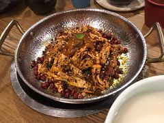手撕扁担鸡-吃饭皇帝大土家民族菜(正大广场店)