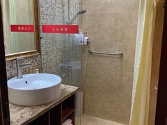 -花水湾第一村温泉大酒店