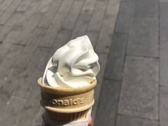-麦当劳(杭州三花国际店)