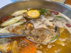 -乡土黄·鲜牛肉火锅·小龙虾(兴业街店)
