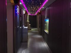-唯爱KTV聚会餐厅(仙林东城汇店)