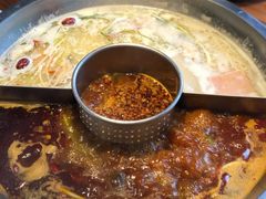 鸳鸯锅底-佬土鹅肠火锅(解放路店)