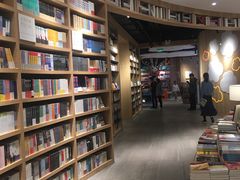-覔书店(壹方城店)