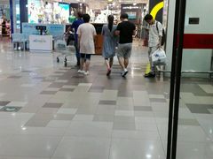 -家乐福(古北店)