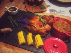 香草烤脆皮小春鸡-麦甜创意轻食餐厅(西康路店)