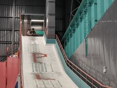 -极限PLAY运动娱乐新世界·团建派对潮玩休闲馆·室内蹦极高空游乐园