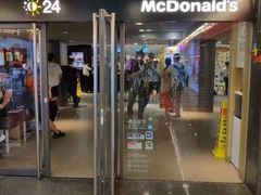 门面-麦当劳(星光行店)