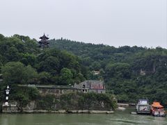 -三游洞